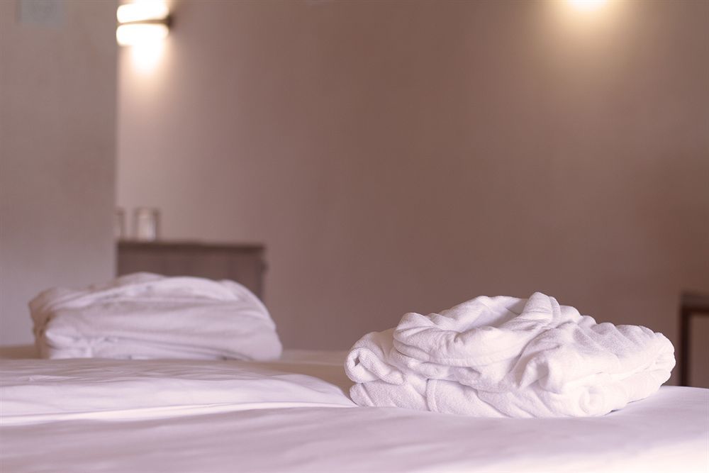 Relais Rossar Boutique Hotel Garda & Hills Костермано Екстериор снимка
